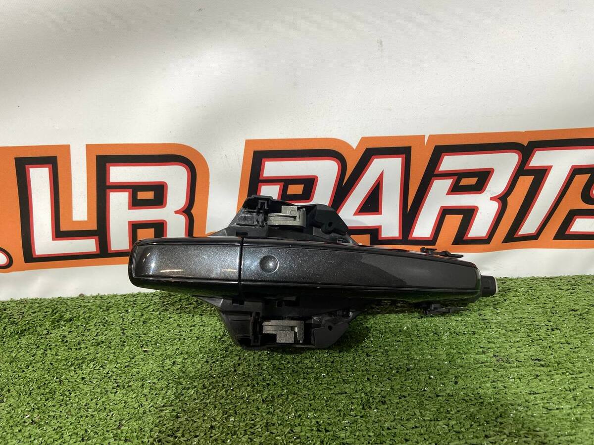 LR098258 Outer rear right door handle assembly Range Rover Sport L494 (2014-2022) Used